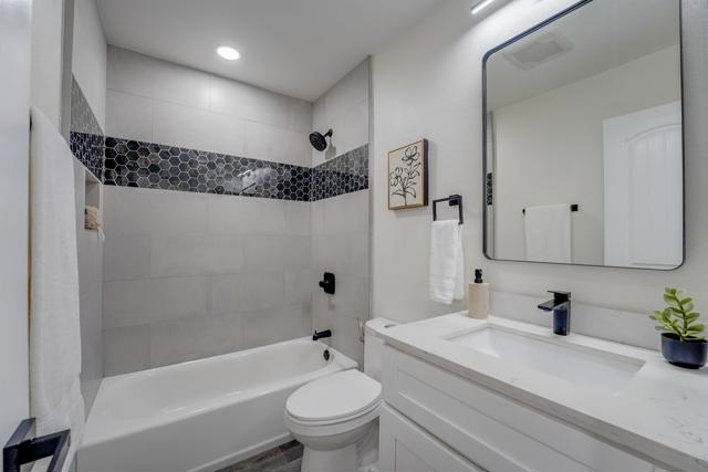 6069 Rancho Mission Rd, San Diego CA: https://media.crmls.org/mediaz/8594329a-92ea-4a9b-8a9e-6a6f71b06370.jpg