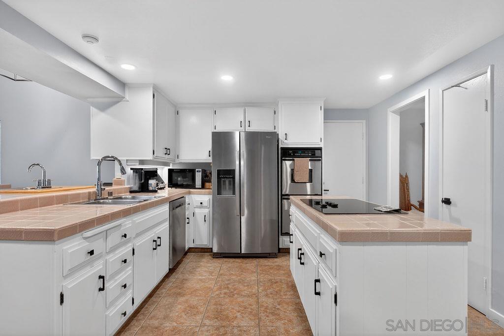 5349 Vickie Dr - photo 10