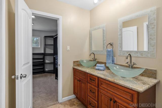 10620 Garden Way, Spring Valley CA: https://media.crmls.org/mediaz/8596691d-8ee8-4149-9207-58f4b4210575.jpg