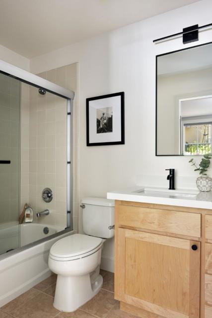 1039 Jena Terrace, Sunnyvale CA: https://media.crmls.org/mediaz/859696b6-063f-4ff5-b04e-3e08d3e5a427.jpg