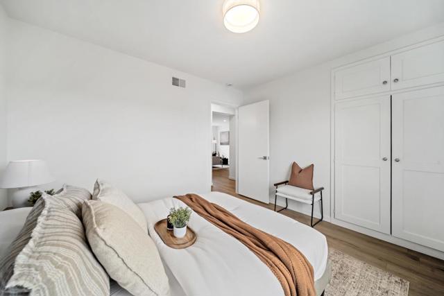 1293 Baywood Avenue, South San Francisco CA: https://media.crmls.org/mediaz/8596a900-7ac4-4a7b-8f92-a2ff44b62fb8.jpg