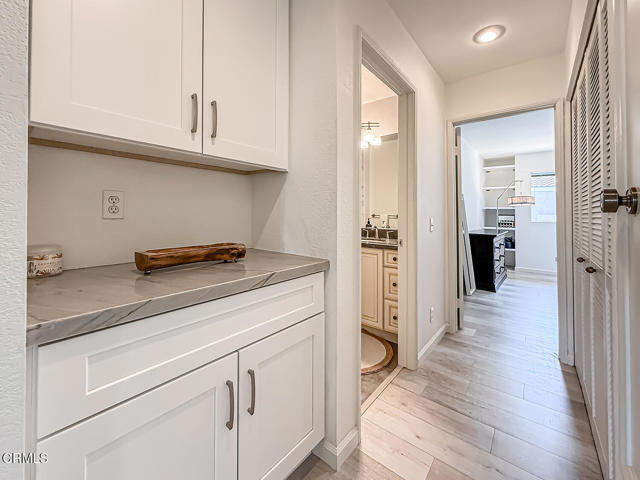 5965 Paseo Encantada, Camarillo CA: https://media.crmls.org/mediaz/85976cc4-3acd-4392-991d-5962a135150b.jpg