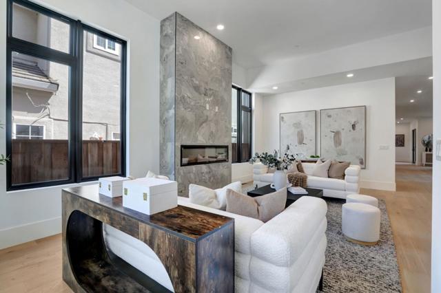 546 9th Avenue, Menlo Park CA: https://media.crmls.org/mediaz/859857d1-0d9e-4a31-b31f-480df09ecbb4.jpg