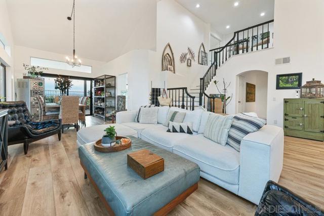 366 Doheny Bay Court, Oceanside CA: https://media.crmls.org/mediaz/8599bd7b-94bc-4a37-8e65-fb258b23b6c1.jpg