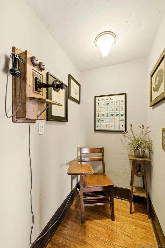 3048 Laurel Street - photo 17