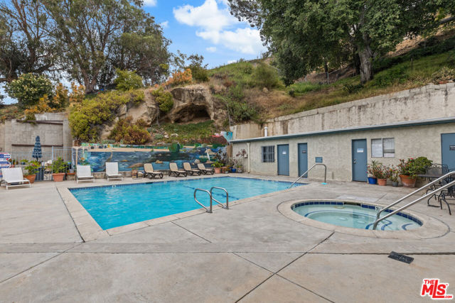 2354 Fletcher Drive, Los Angeles CA: https://media.crmls.org/mediaz/859a9e17-4247-4019-a282-3e07877eb023.jpg