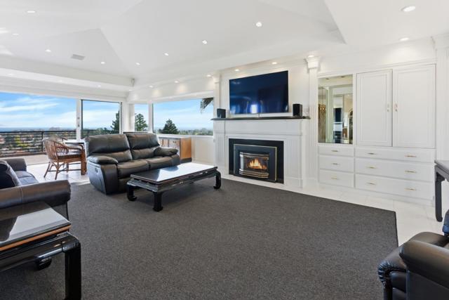 902 Laurent Street, Santa Cruz CA: https://media.crmls.org/mediaz/859ae720-bca8-4be2-ba4a-c94c55bdd3e8.jpg