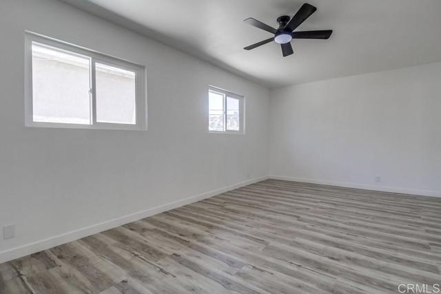 Image 11 of 24 For 928 Pecos Street