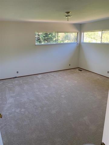 925 Miramontes Street, Half Moon Bay CA: https://media.crmls.org/mediaz/859b3d21-4302-4a72-9603-644c4432b1f4.jpg