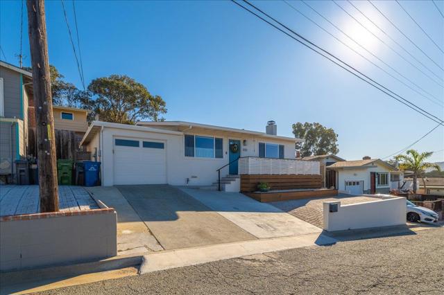 1232 Vallejo Street, Seaside CA: https://media.crmls.org/mediaz/859b9eec-c0fa-498c-b178-47a7820134f3.jpg