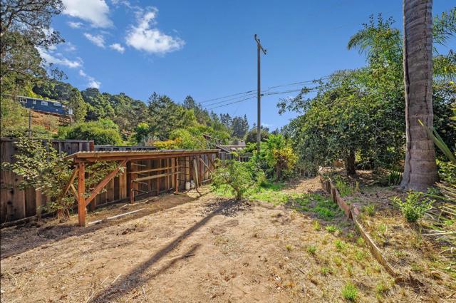175 Merry Lane, Aptos CA: https://media.crmls.org/mediaz/859c77ef-49cc-4ef8-aaca-dde2c75a8121.jpg