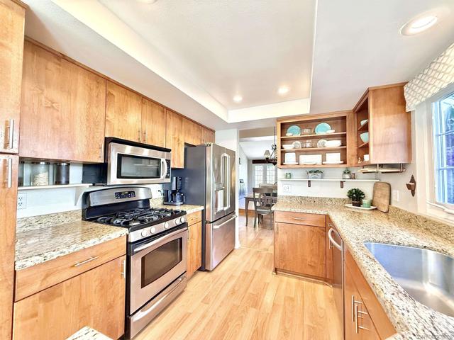 543 Rockport Ct, Encinitas CA: https://media.crmls.org/mediaz/859cd4c0-52e7-44ba-ad41-7eb9c377e49a.jpg