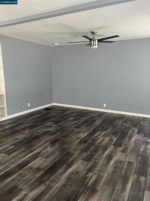 16711 Marsh Creek Road, Clayton CA: https://media.crmls.org/mediaz/859e5086-1319-489b-9f6e-056dbdc2942d.jpg