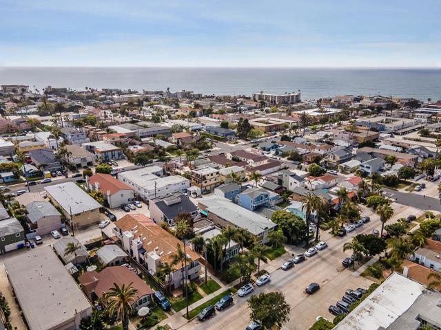 4851 Narragansett Ave, San Diego CA: https://media.crmls.org/mediaz/859e8ab7-3b97-49ad-8110-a5b53d74f671.jpg