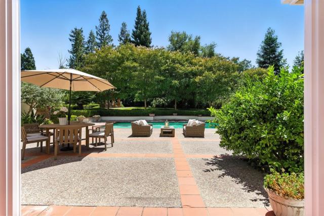 14210 Berry Hill Court, Los Altos Hills CA: https://media.crmls.org/mediaz/859eceed-ab62-4c75-9c7a-07c4b4f6c928.jpg