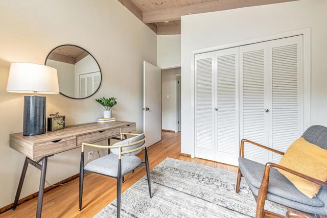 1620 Notre Dame Avenue, Belmont CA: https://media.crmls.org/mediaz/85a0175b-3875-4105-aaa8-b98b875075eb.jpg