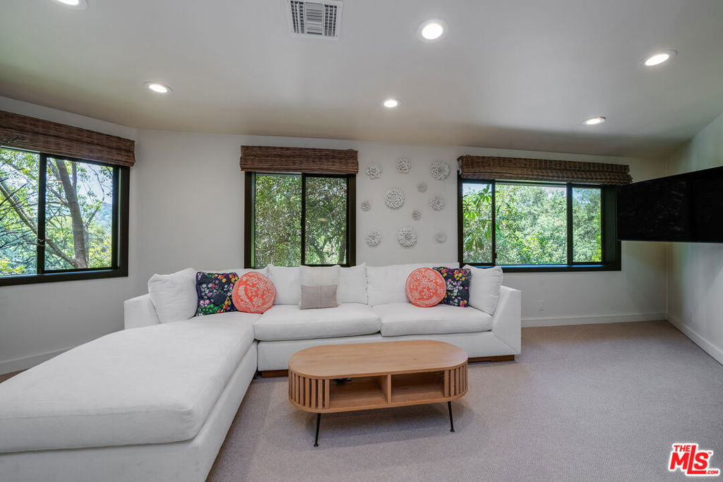 3000 Cornwall DriveGlendale img 54