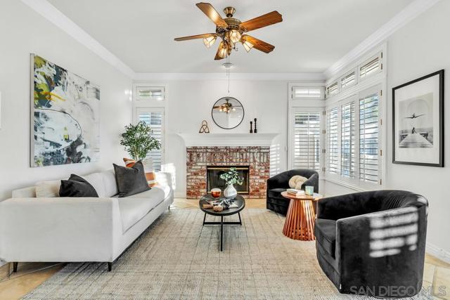 45703 Calle Ayora, Temecula CA: https://media.crmls.org/mediaz/85a0ba05-2f5a-4758-9835-c771c6945f24.jpg