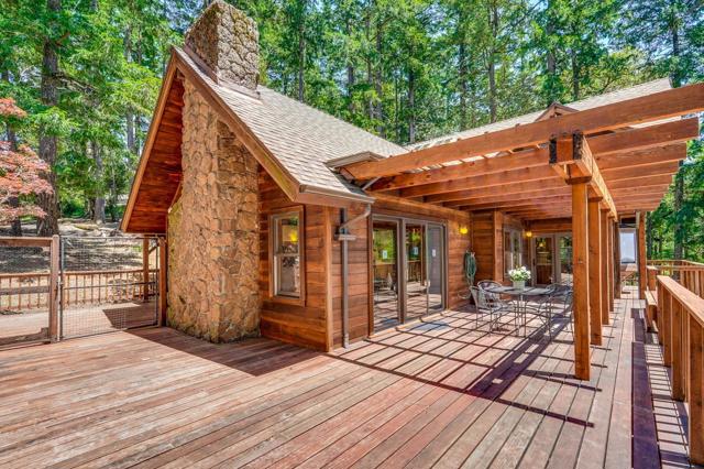 12338 First Fork Road, Los Gatos CA: https://media.crmls.org/mediaz/85a25b29-5513-4a6b-8dbc-1083c7a3c2af.jpg