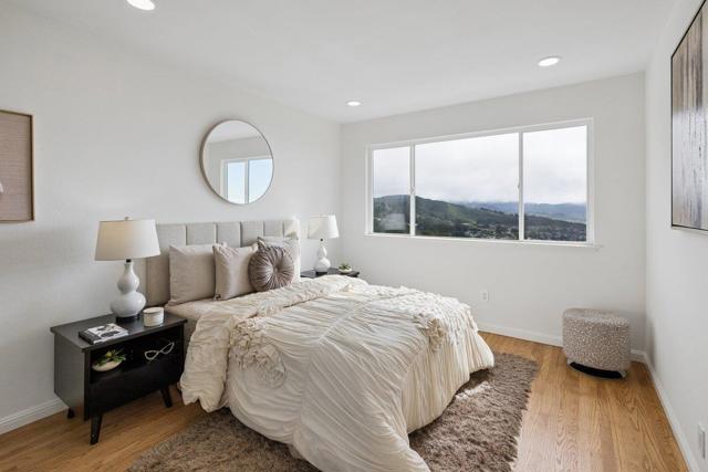 170 Beachview Avenue, Pacifica CA: https://media.crmls.org/mediaz/85a27fbb-3def-40d9-8995-1391ff8ad81d.jpg