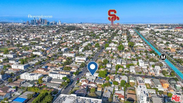 1572 W 37th Place, Los Angeles CA: https://media.crmls.org/mediaz/85a39198-6757-4bbd-abbe-cc059ea83264.jpg