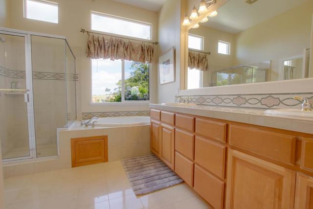 334 Paseo Gularte, San Juan Bautista CA: https://media.crmls.org/mediaz/85a418f6-57fa-4196-8c99-cb34156882ad.jpg