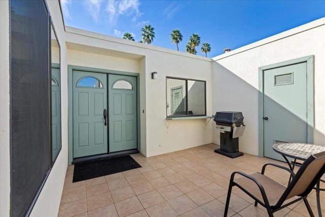1711 Grand Bahama Drive W, Palm Springs, CA 92264