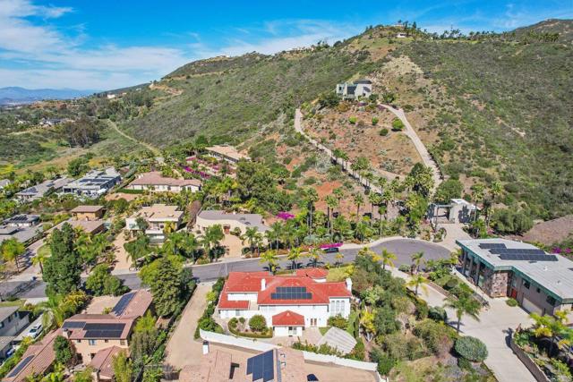 Detail Gallery Image 43 of 48 For 2535 San Clemente Ave, Vista,  CA 92084 - 4 Beds | 4 Baths