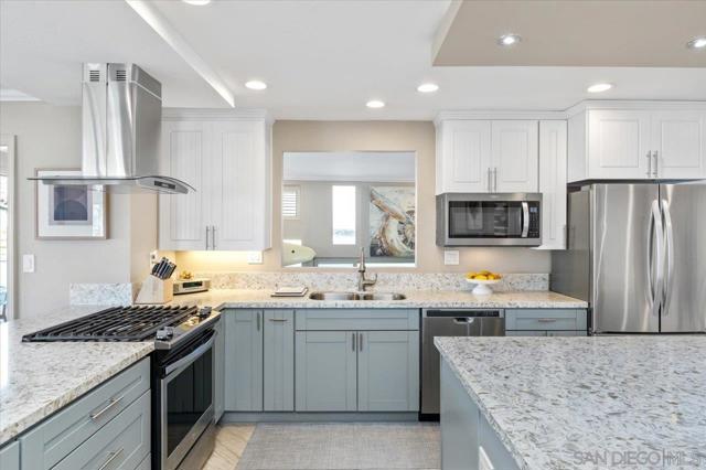 7232 Santa Barbara Street, Carlsbad CA: https://media.crmls.org/mediaz/85a494f0-f4f5-4f68-90cb-4a098dbf2f8f.jpg