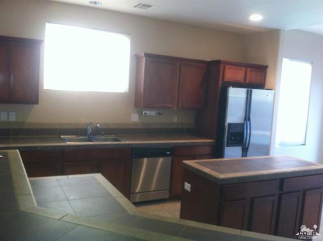 78625 Bottlebrush Drive, La Quinta CA: https://media.crmls.org/mediaz/85a50bfc-773e-4362-8ecd-7d2737e6fd1d.jpg