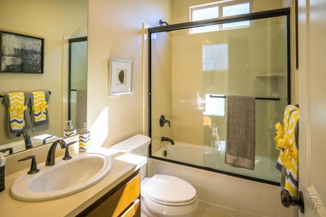 864 Carmelina Court, Hollister CA: https://media.crmls.org/mediaz/85a52227-ba4a-463b-b048-fbde24309d8d.jpg