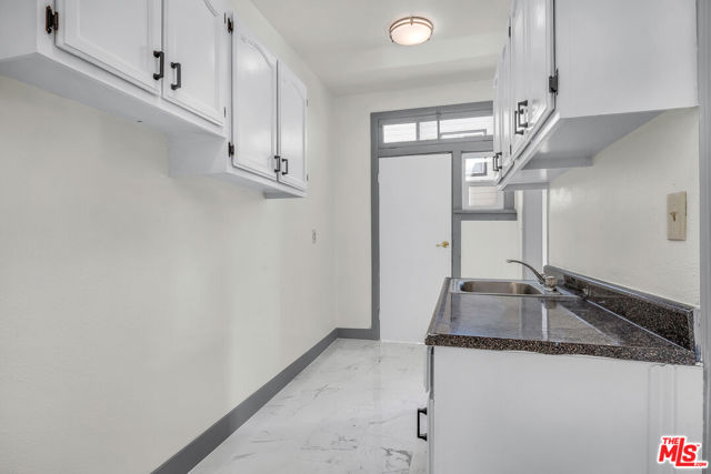 123 S Westmoreland Avenue, Los Angeles CA: https://media.crmls.org/mediaz/85a7d048-3a81-4cc3-869c-bbbceb8e23e6.jpg