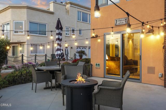 2924 Lakeshore Court, Oxnard CA: https://media.crmls.org/mediaz/85a7e2cc-4209-4cf2-9c5e-03c69778d557.jpg