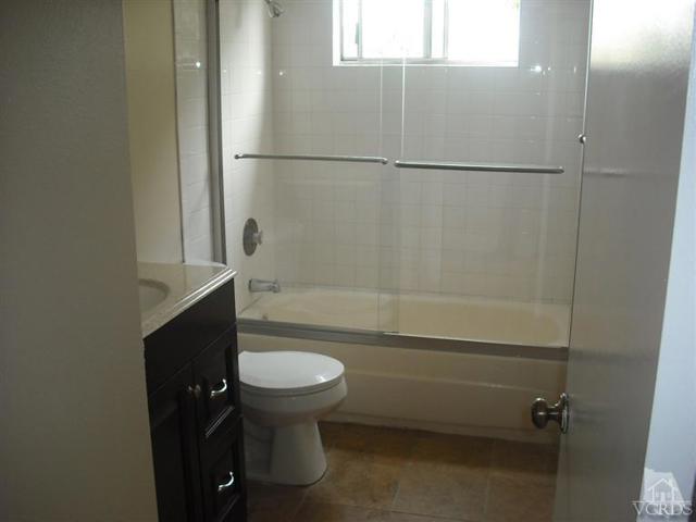Detail Gallery Image 3 of 5 For 779 Halyard St, Port Hueneme,  CA 93041 - 2 Beds | 1 Baths