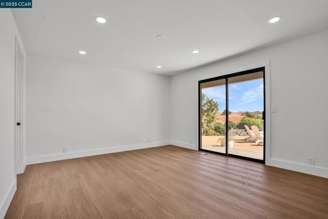 5505 Old School Rd, Pleasanton CA: https://media.crmls.org/mediaz/85a82b15-a5e7-452d-bf2c-496226e17e46.jpg