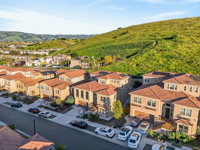 1414 Cottlestone Court, San Jose CA: https://media.crmls.org/mediaz/85a8d836-87d3-42db-b881-46d124c3eb02.jpg