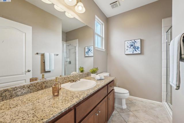 632 S Comunidad Street, Mountain House CA: https://media.crmls.org/mediaz/85a9125d-161a-48ac-ac5d-07547aac0de0.jpg