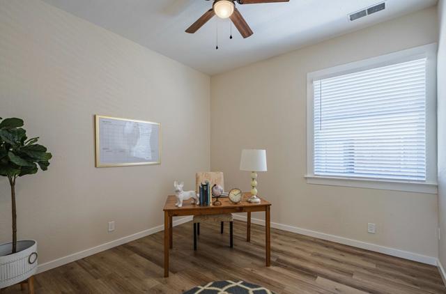 570572 Belden Street, Monterey CA: https://media.crmls.org/mediaz/85a9202b-ca3c-48bc-b2ec-3e7ee24cb661.jpg