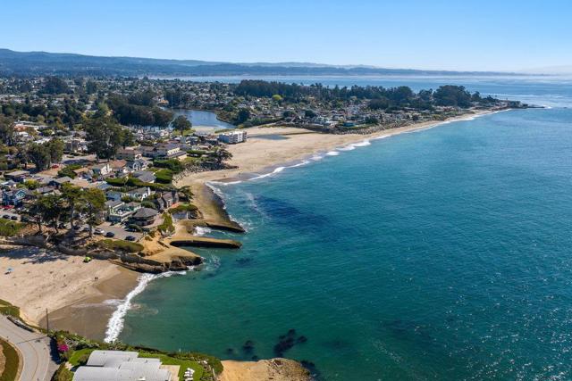 22130 E Cliff Drive, Santa Cruz CA: https://media.crmls.org/mediaz/85aa5428-9697-4954-8aa5-7d1c6f761b42.jpg