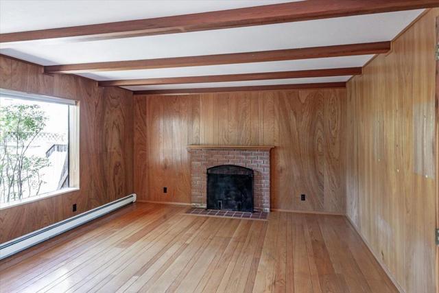 60 View Street, Los Altos CA: https://media.crmls.org/mediaz/85aab3b6-6c39-4b06-b023-009e3342eda9.jpg