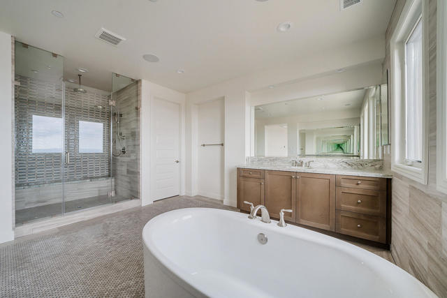 Detail Gallery Image 20 of 39 For 20156 W Cromwell Way, Porter Ranch,  CA 91326 - 5 Beds | 5/1 Baths