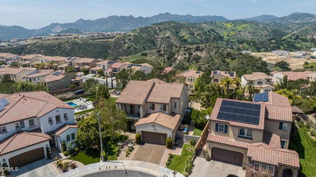 20752 Veneto Way, Porter Ranch CA: https://media.crmls.org/mediaz/85ac2642-76c4-4727-aecc-e59f245e43da.jpg