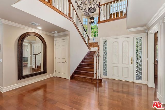 4239 Tarzana Estates Drive photo 7