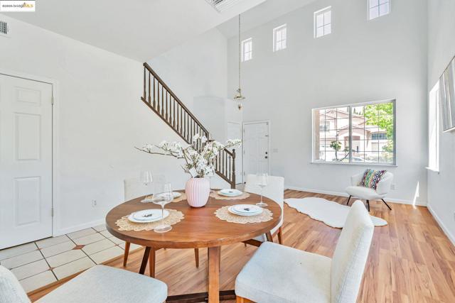 1261 King Loop, Tracy CA: https://media.crmls.org/mediaz/85ac8cbb-d95f-491c-9ca3-a070d86d8614.jpg
