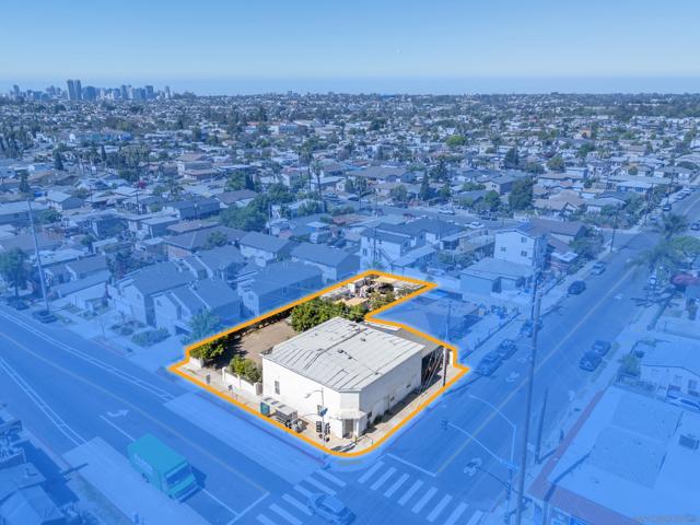 0 National, San Diego CA: https://media.crmls.org/mediaz/85ae73db-8b7f-4bf1-854b-635b1cb24ffb.jpg