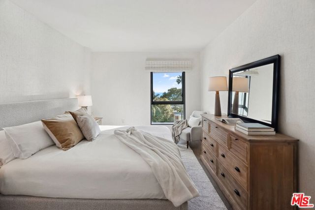 1755 Ocean Avenue, Santa Monica CA: https://media.crmls.org/mediaz/85ae7c90-d842-4912-8c85-333be2b8ec5e.jpg