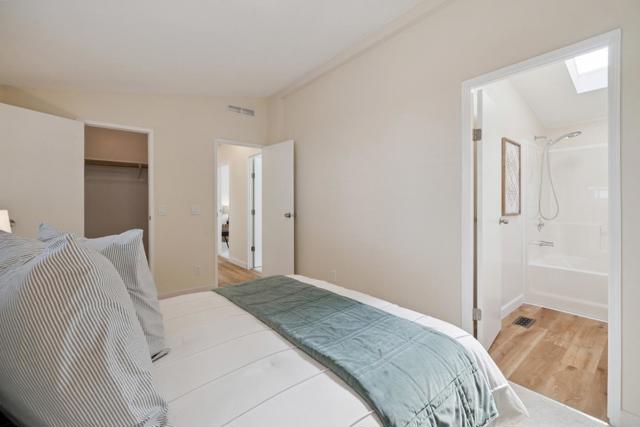 2711 Mar Vista Dr, Aptos CA: https://media.crmls.org/mediaz/85aea70d-26de-4a7d-850f-566179938978.jpg