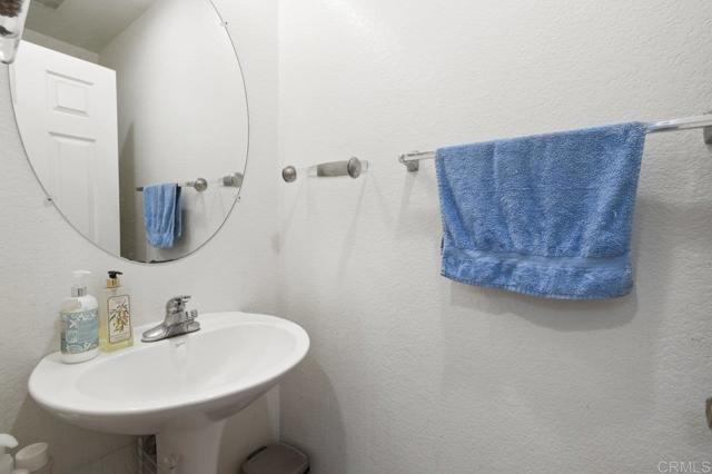 1420 Venters Dr, Chula Vista CA: https://media.crmls.org/mediaz/85af8730-1758-4f1f-be89-1aca3f642b68.jpg
