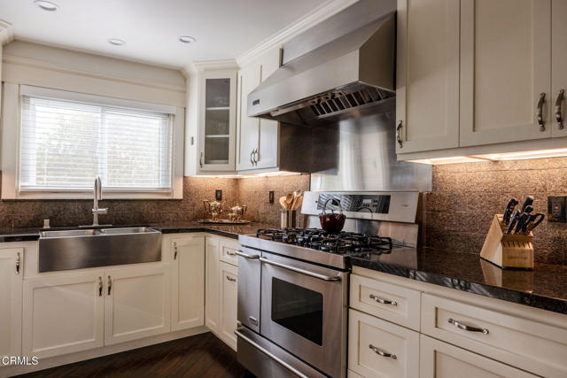 Detail Gallery Image 8 of 39 For 382 E California Bld #105,  Pasadena,  CA 91106 - 3 Beds | 2 Baths