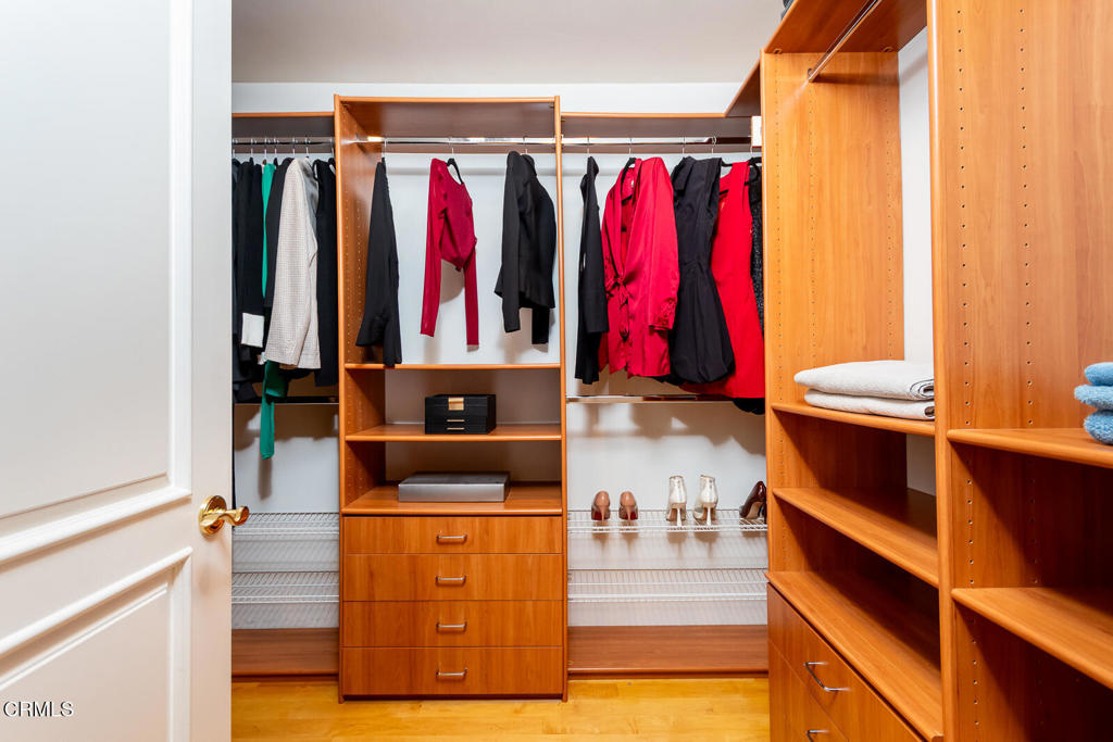 MLS #P1-25158 image #32